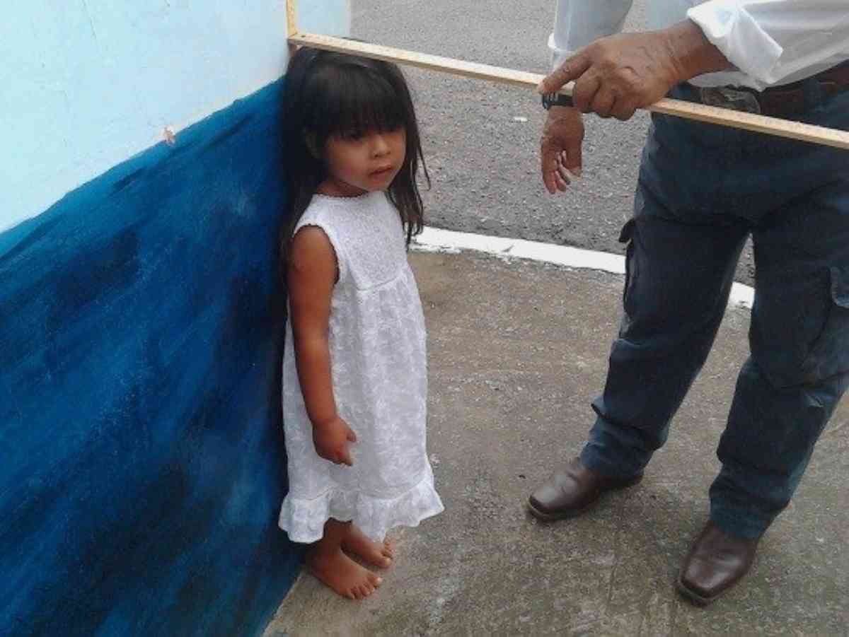 Machala 12 2015 Measuring Little Girl